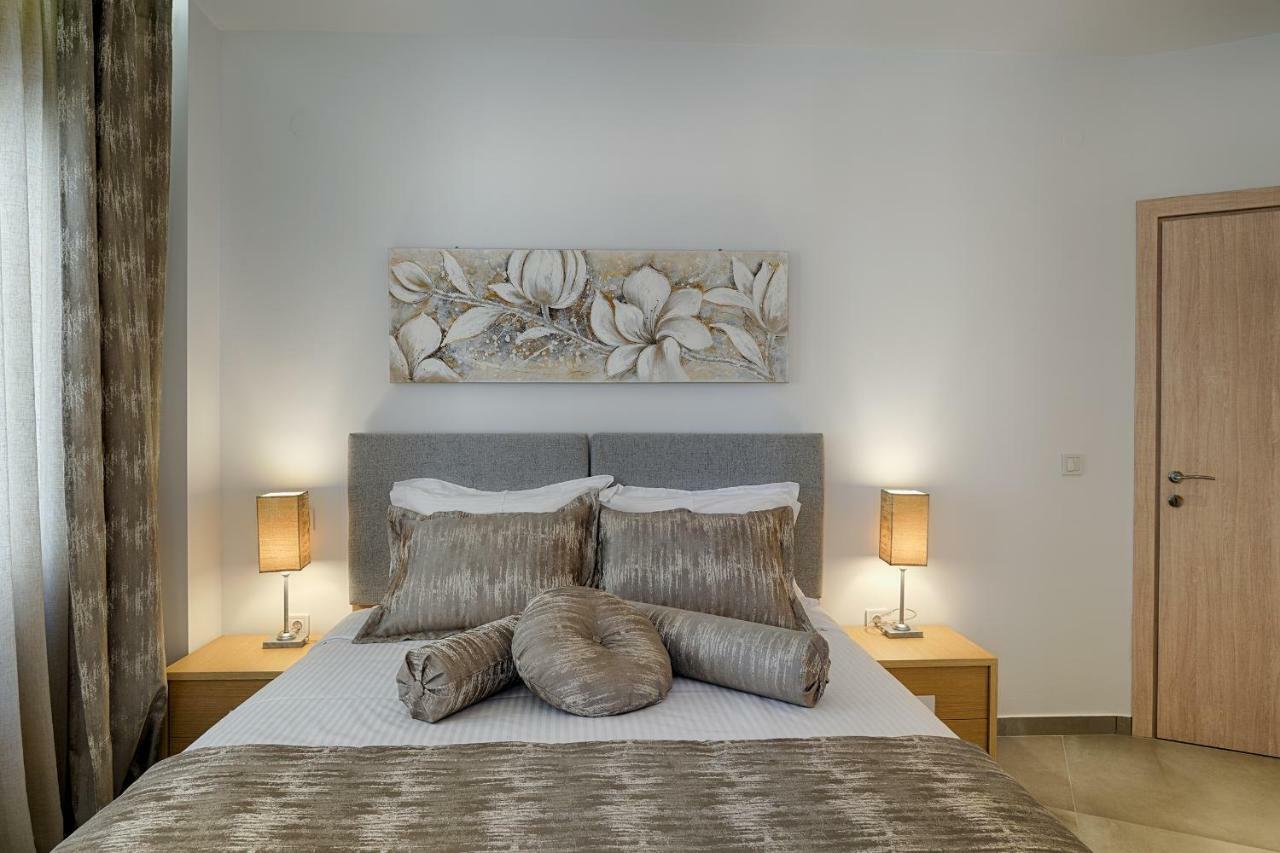 Elxis Luxury Apartment *
